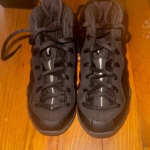 Children’s Nike foamposite